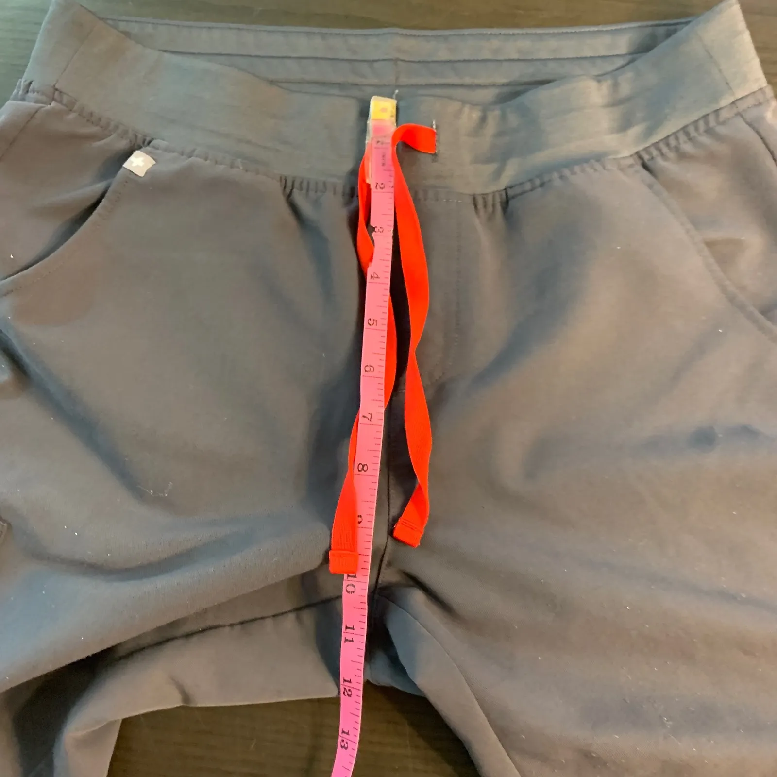 FIGS Zamora Technical Collection Jogger Scrub Pants Womens M T Gray Drawstring - Image 9