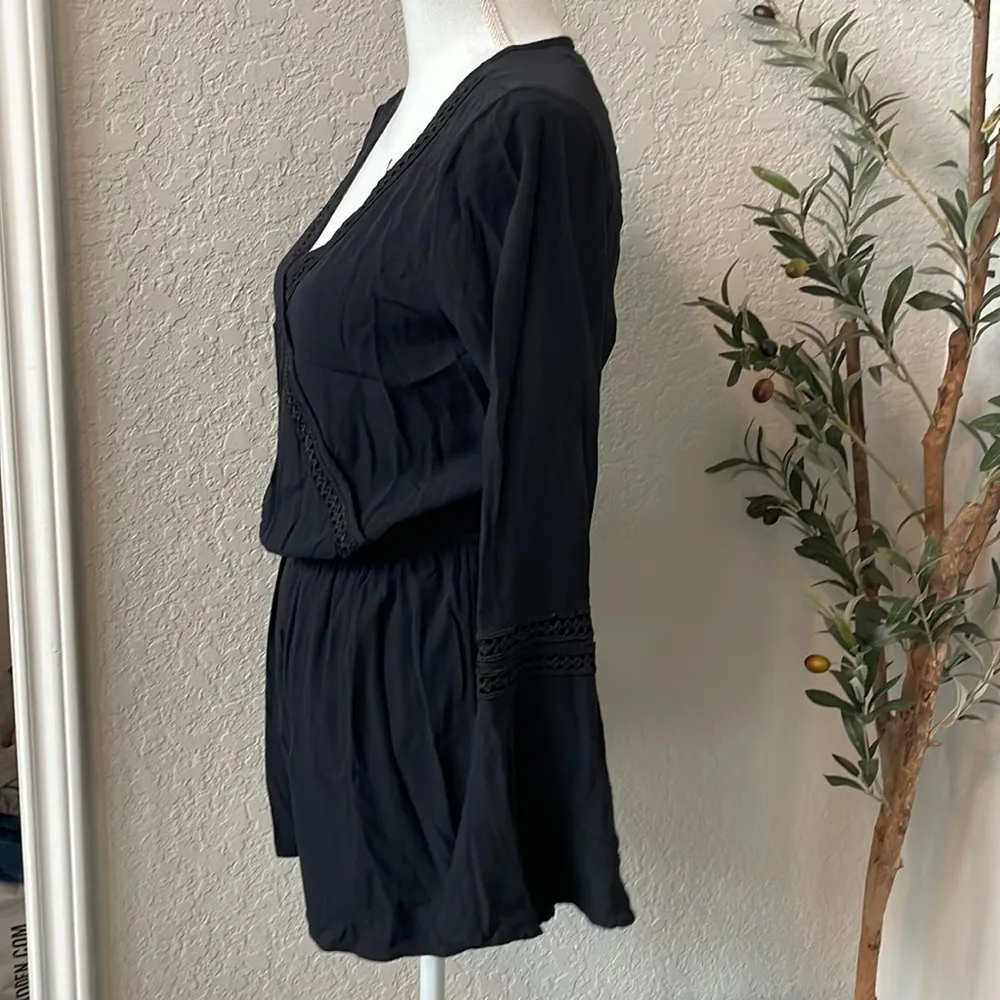 Classic Bell Sleeve V-Neck Laser Cut-Out Romper Size Small - Image 5