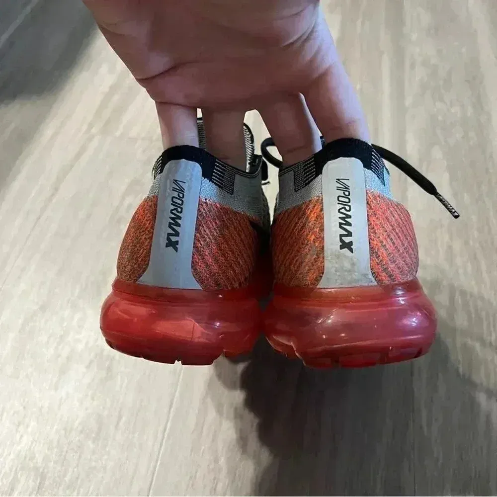 Nike Air Vapormax Wolf Grey Bright Crimson (Women’s) 849557-026 Size 8 - Image 4