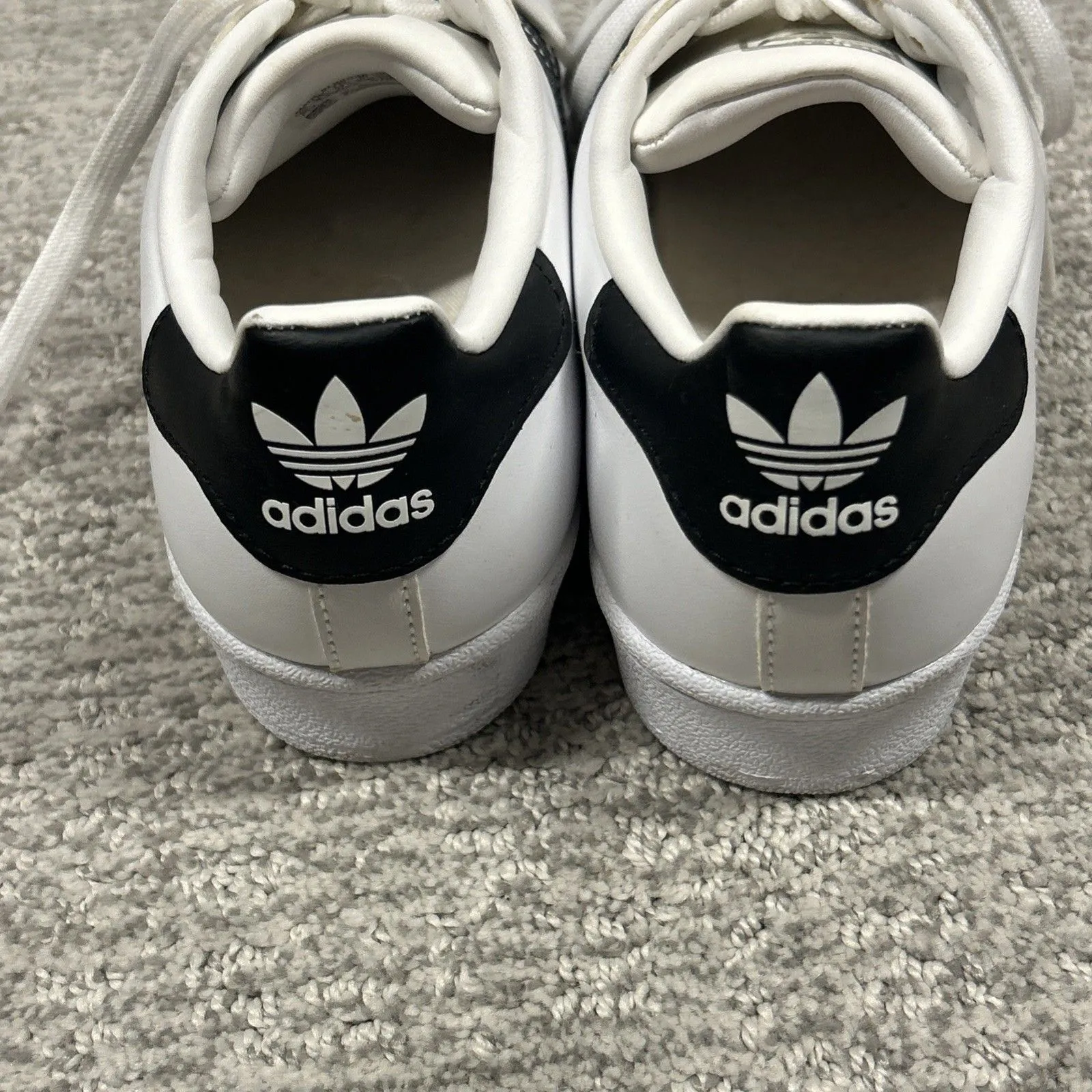 Adidas Superstar Shoes Women’s 6 White Silver Metallic Toe Cap Athletic - Image 7