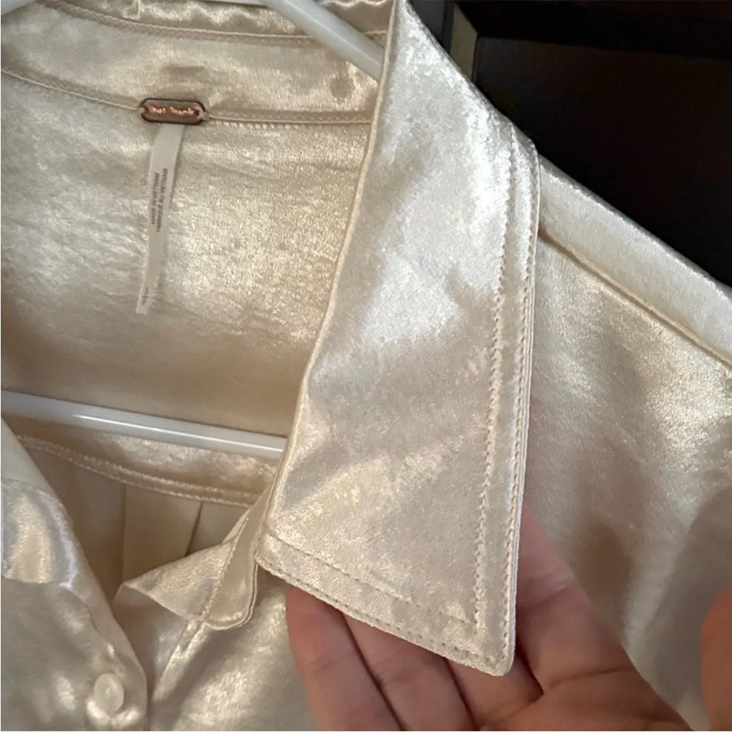 EUC Free People Shooting For The Moon Satiny Button Front Top Champagne Small - Image 11