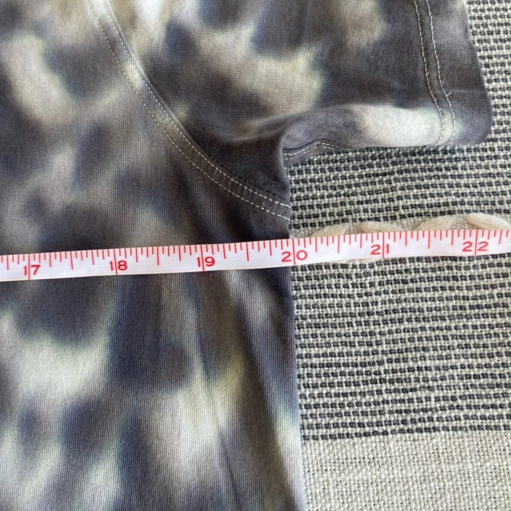 Lululemon All Yours Tee *Tie Dye Marmoleado Tie Dye Graphite Grey Medium - Image 8