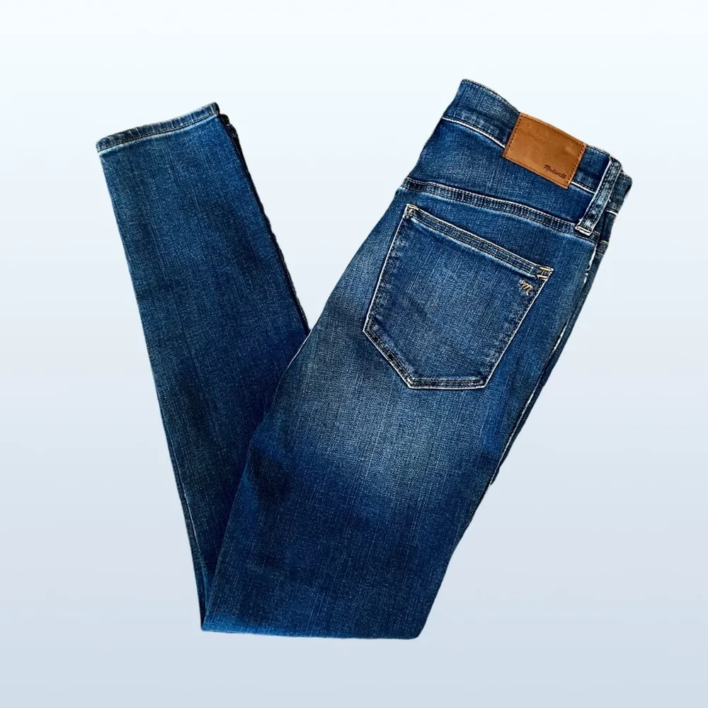 10" High-Rise Roadtripper Supersoft Jeans in Playford Wash, Women’s 26” - Image 5