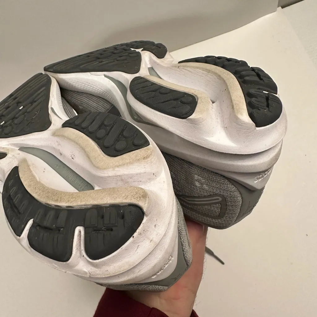 Mizuno Enerzy Wave Rider 25 Waveknit Women's Gray Lace Up Running Shoes Size 9.5 - Image 8