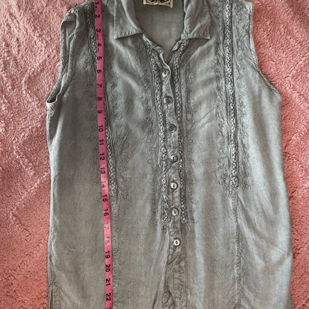 24 Karat Women’s Blouse Grey Vintage 90s Y2K Sleeveless Embellished Size S EUC Gray - Image 9
