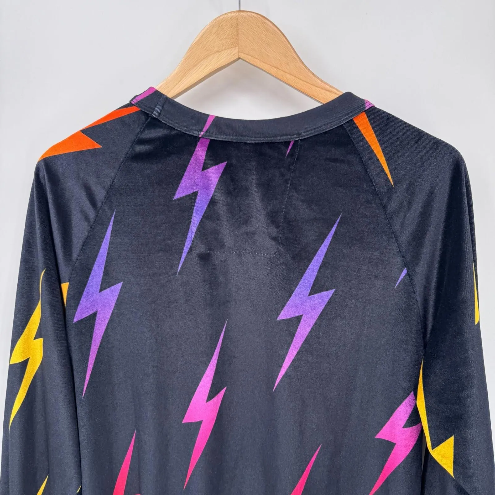 Aviator Nation Crew Sweatshirt Womens Medium Black Velvet‎ Ombre Lightning Bolt - Image 7