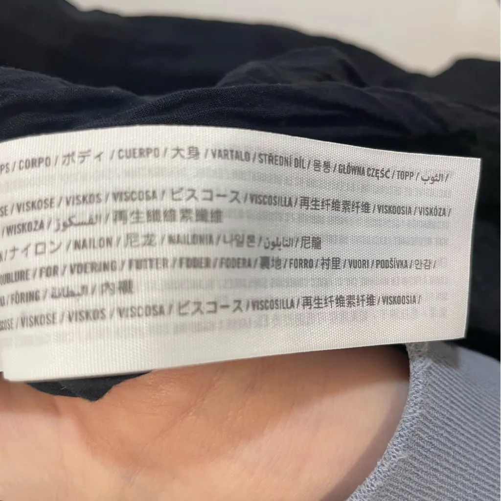 Abercrombie & Fitch Black Midi Dress sz small - Image 9