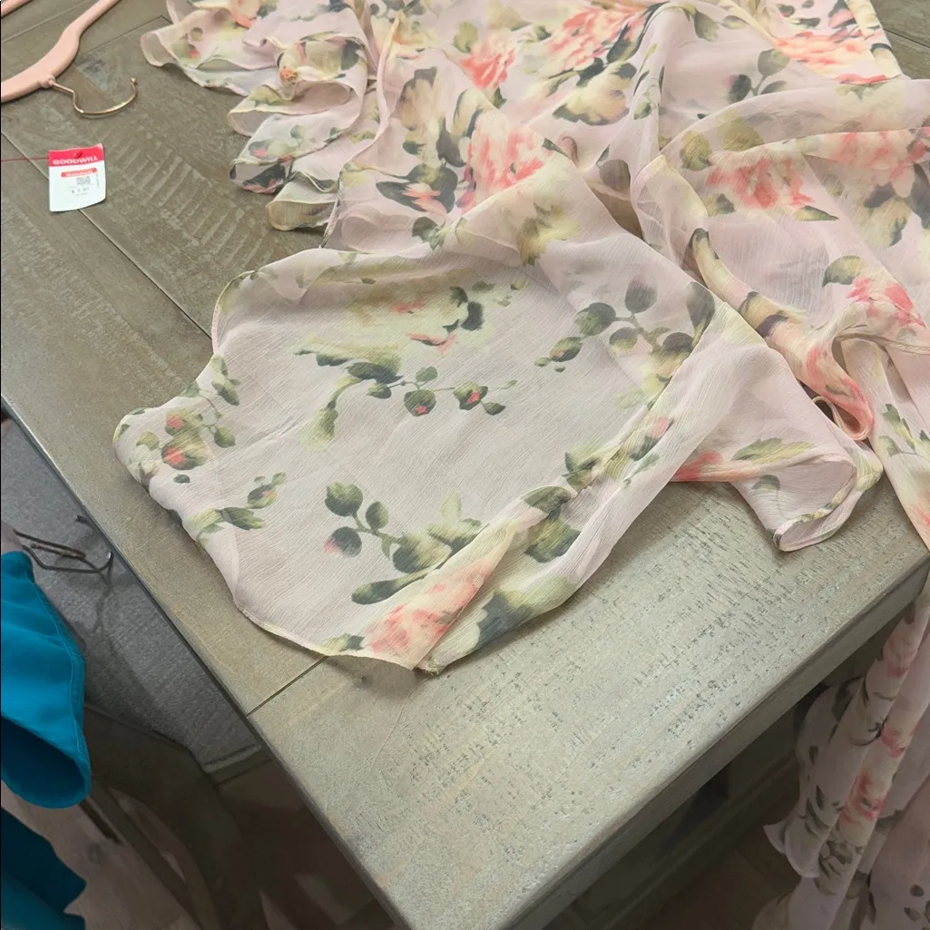 IEENA FOR MAC DUGGAL
Light Pink Floral Print Asymmetrical Ruffle Hem Dress - Image 13