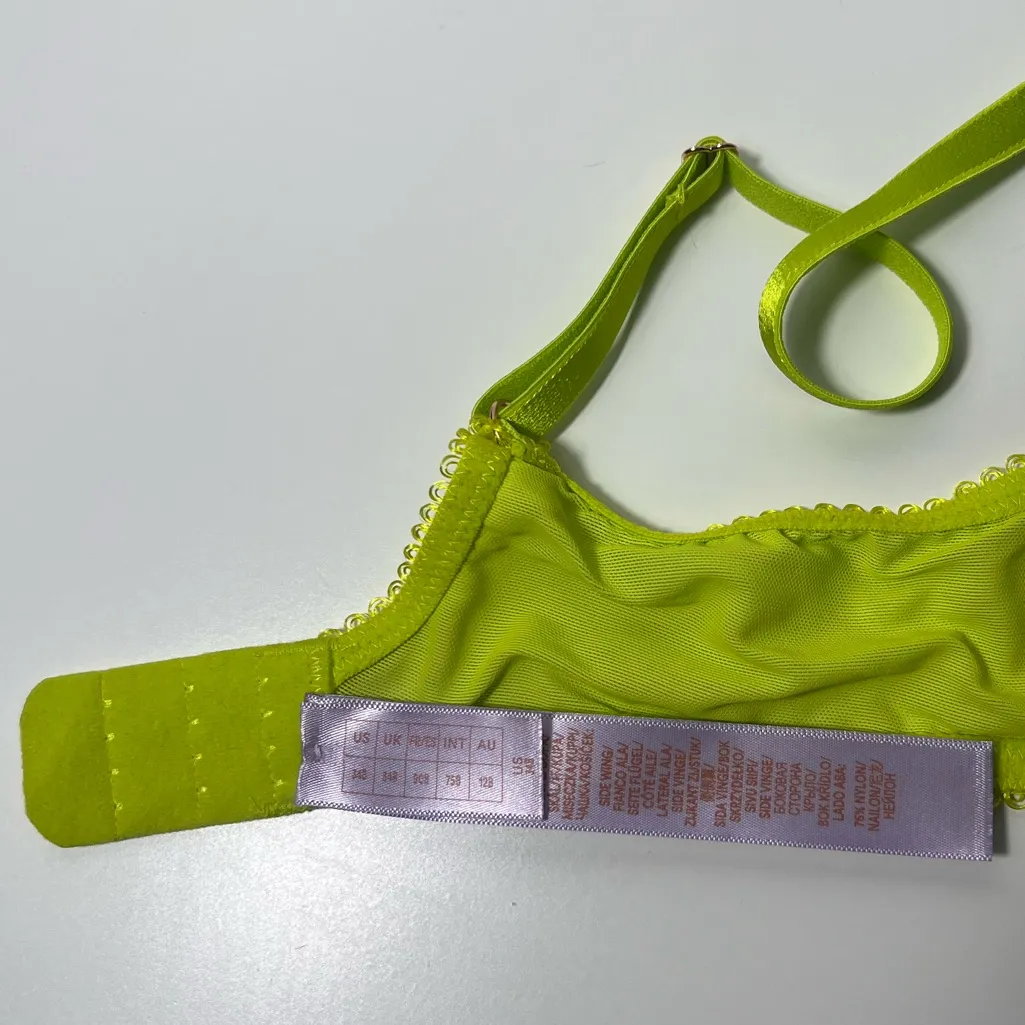 Savage X Fenty Wild Bunch Lace Unlined Sweetheart Lace Balconette Bra Green Size undefined - Image 9