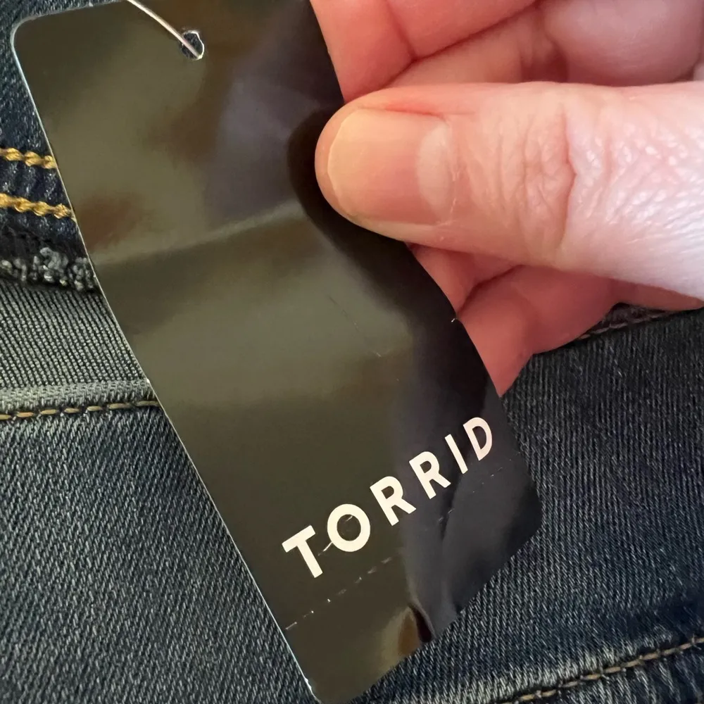 Torrid Lean Jean Blue Denim Jeans Cuffed Pull On Super Skinny Leg High Rise 2R - Image 6