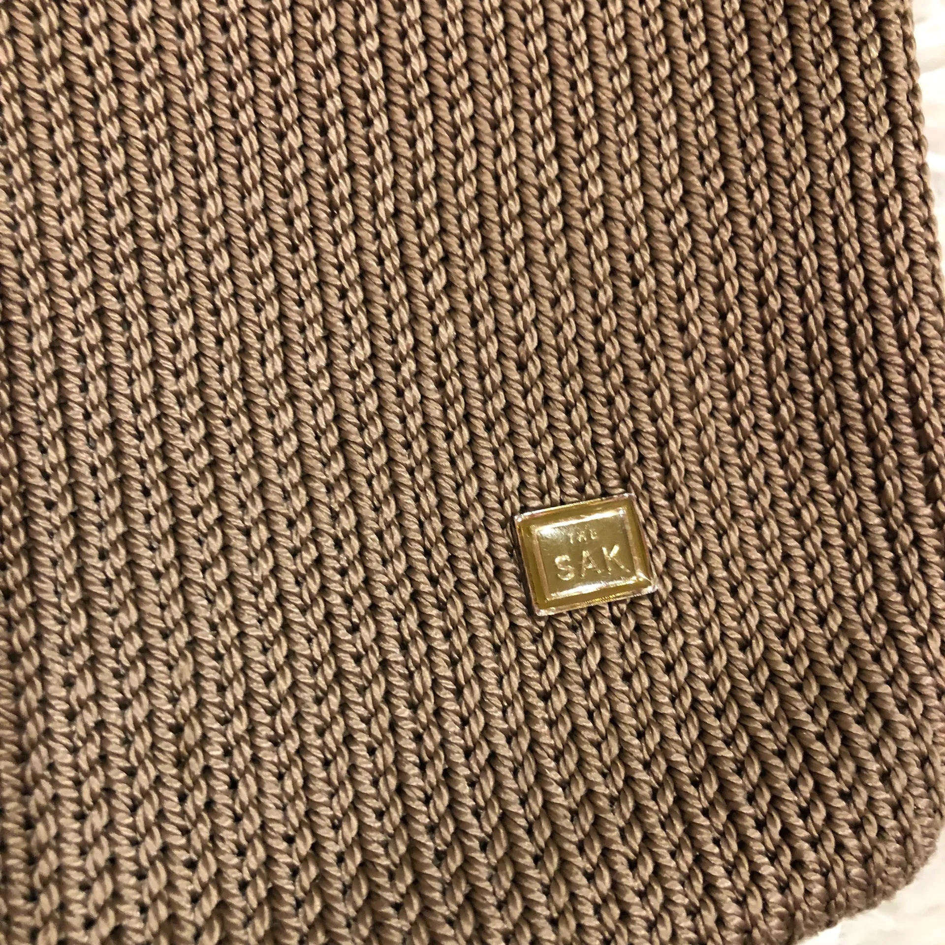 Woven Crochet Hobo Bag Tan Beige Plaid Lining - Image 3