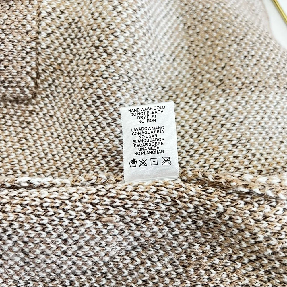 Open Front Sweater Vest Size Medium Plaid Checks Khaki/Cream Beige Cable Knit - Image 3