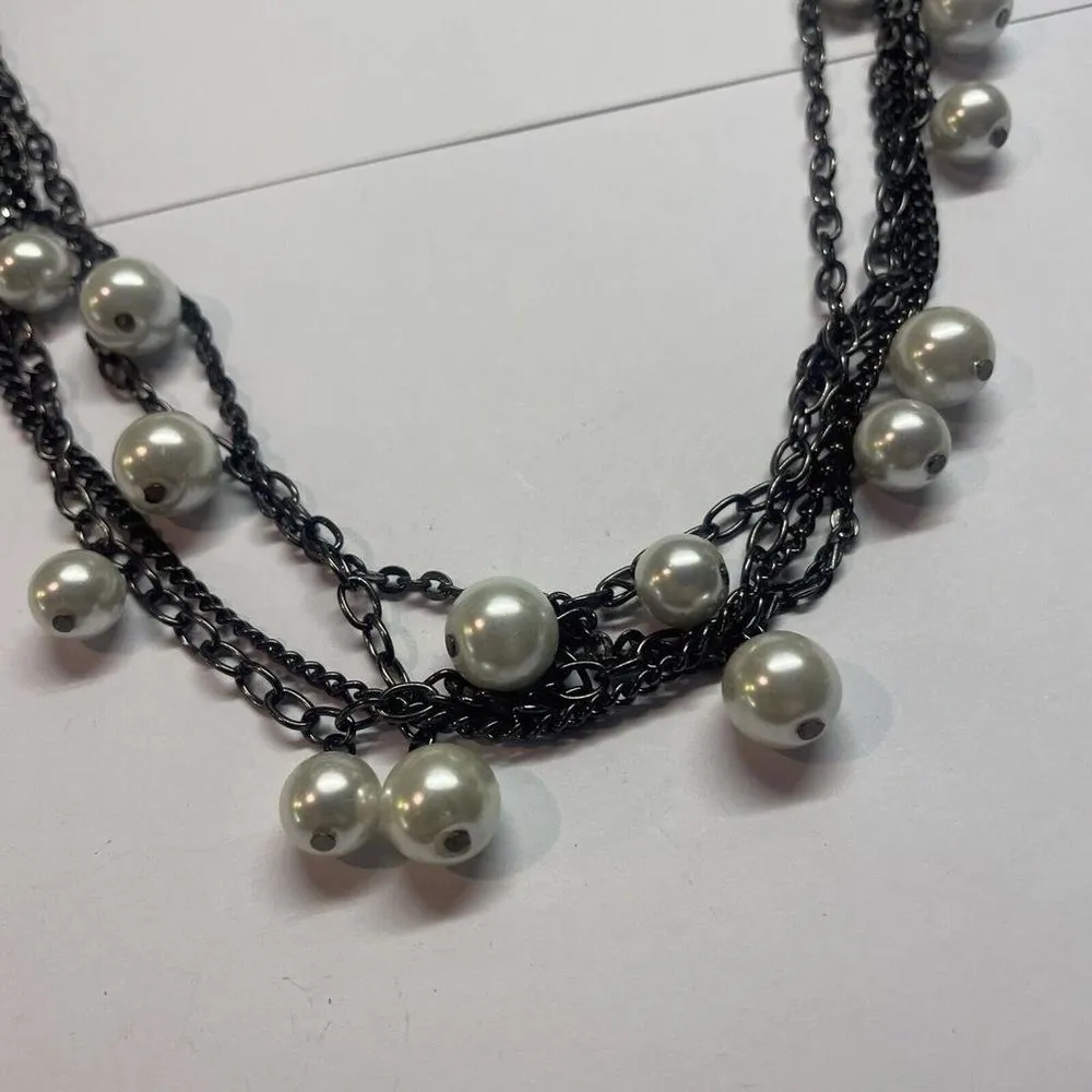 NWT Statement Costume Beaded Necklace Black / White Bead New York & Company - Image 4