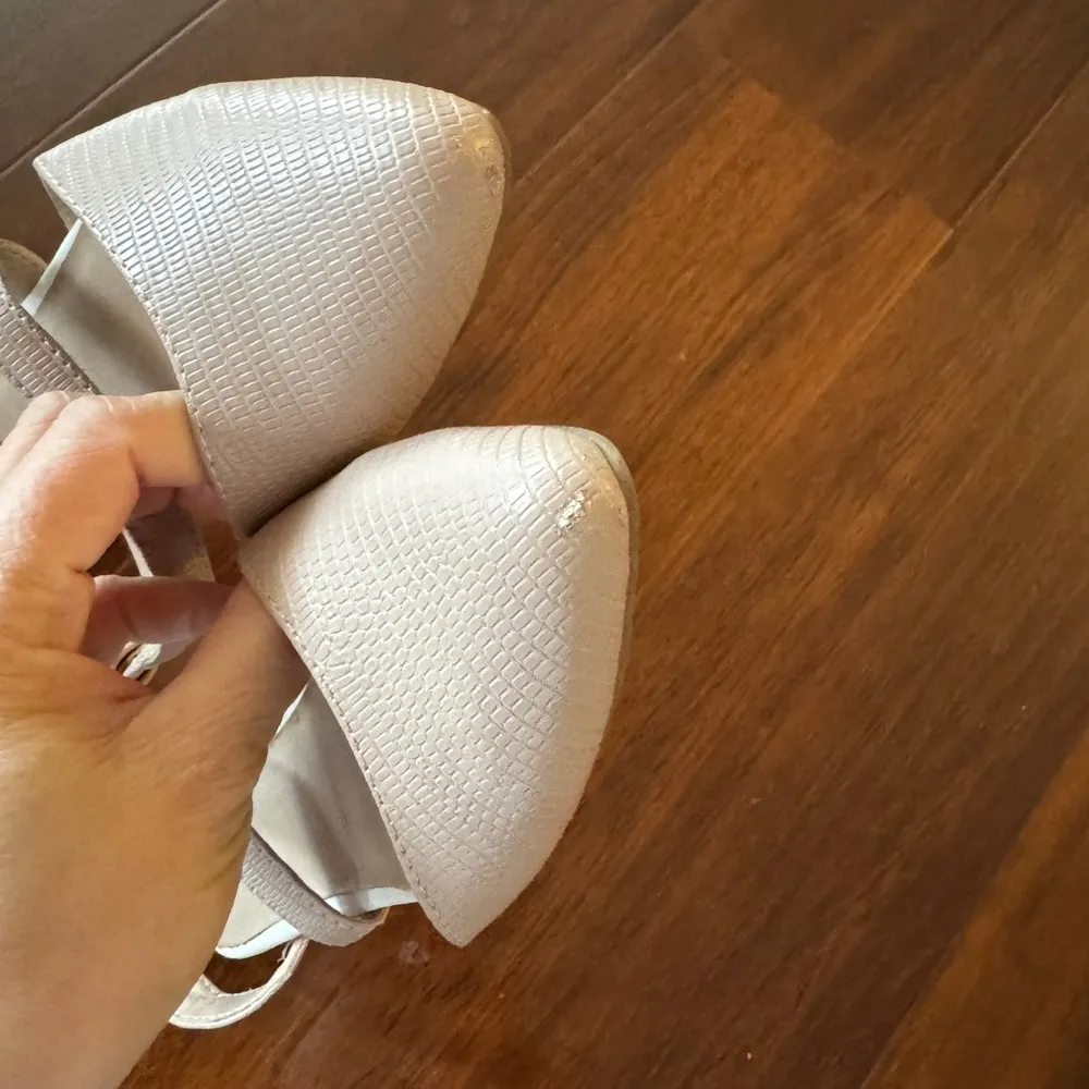 mix no. 6  Women's Cream Flats - Image 3