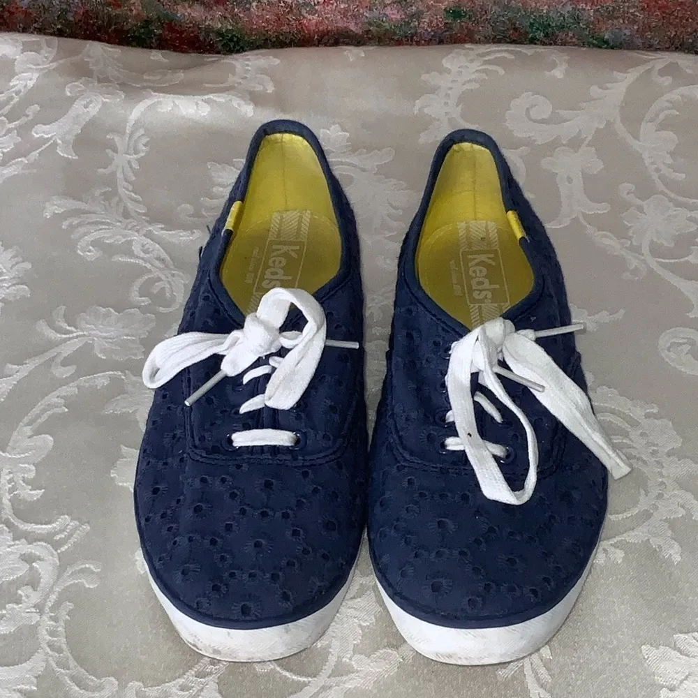 Keds Blue Eyelet Sneakers Casual Stylish Size 8.5 - Image 10