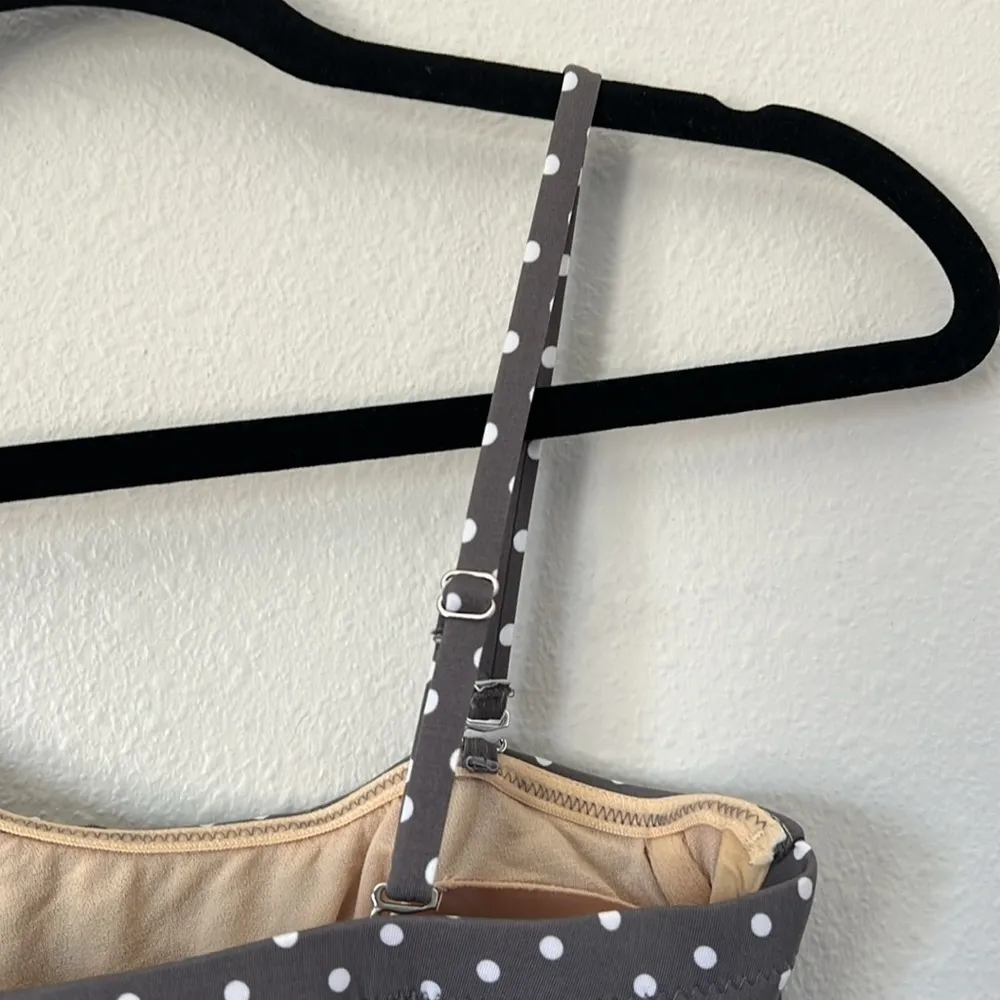 NWT Garnet Hill Asymmetric One Shoulder Ruffle Polka Dot Grey Swimsuit 8 - Image 9