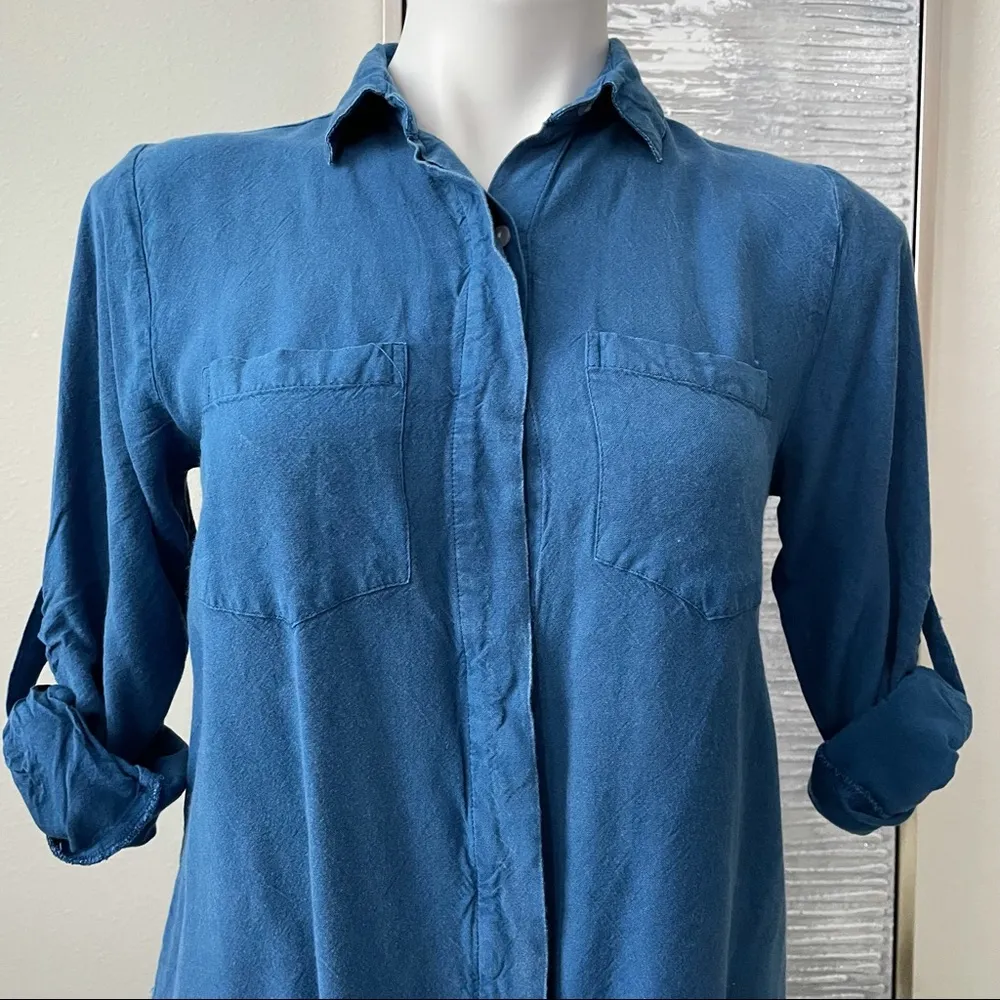 Style Envy Women’s Blue Button Down Shirt Size M Size M - Image 2
