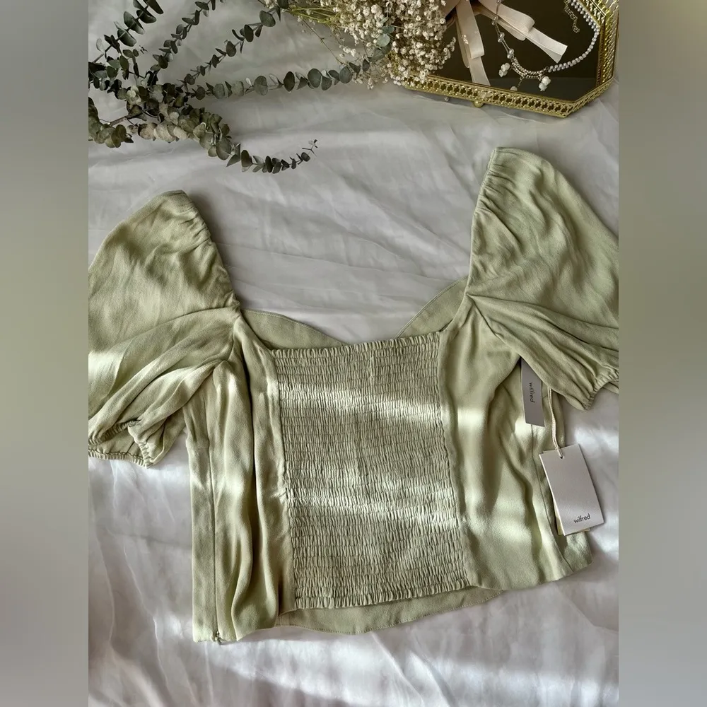 BNWT Aritzia Wilfred Novella Short Sleeve Blouse Top Pastel Sage Green - Image 7