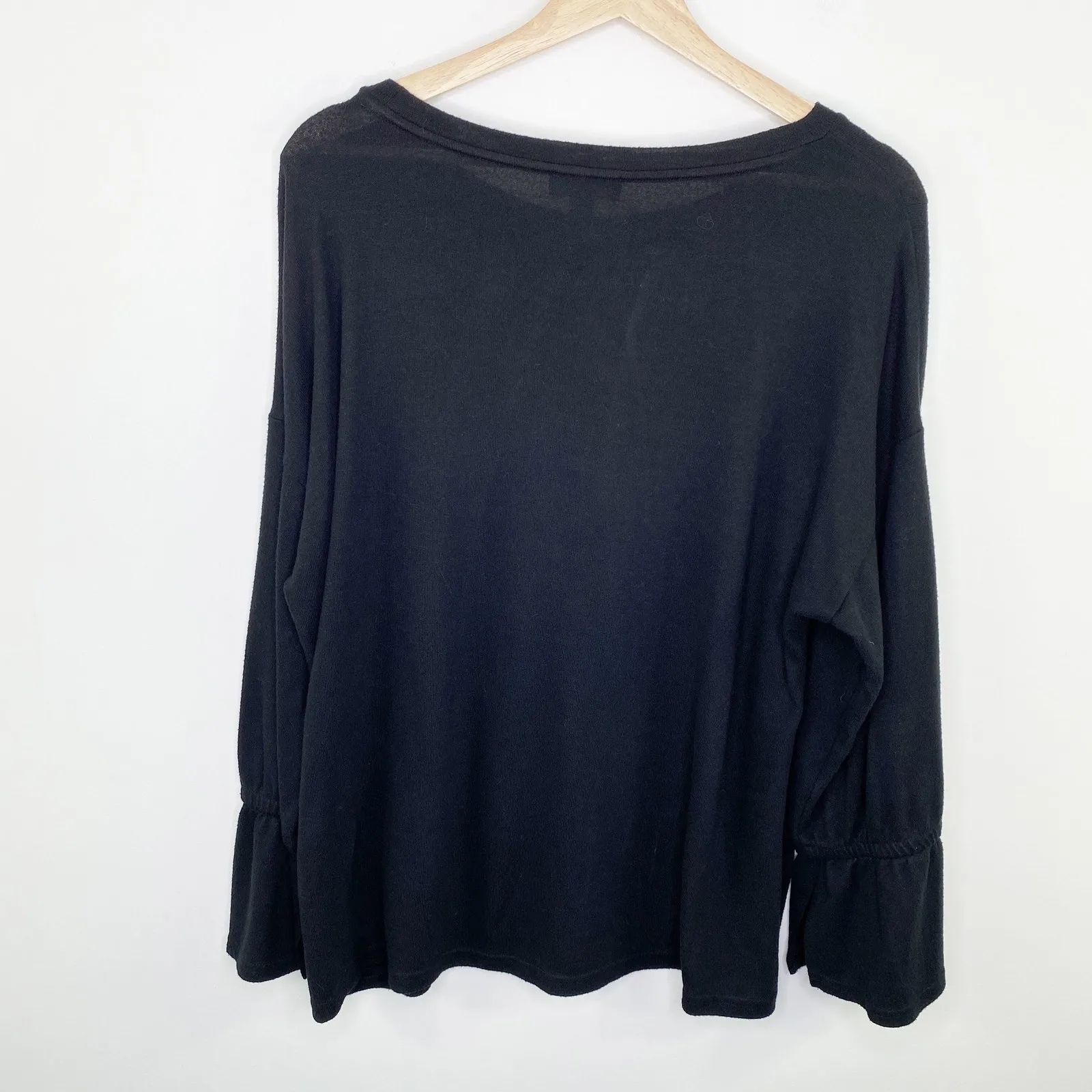 Lord & Taylor Womens Sweater Size 1X Bell Sleeve Black Stretch Dark Fairy - Image 2