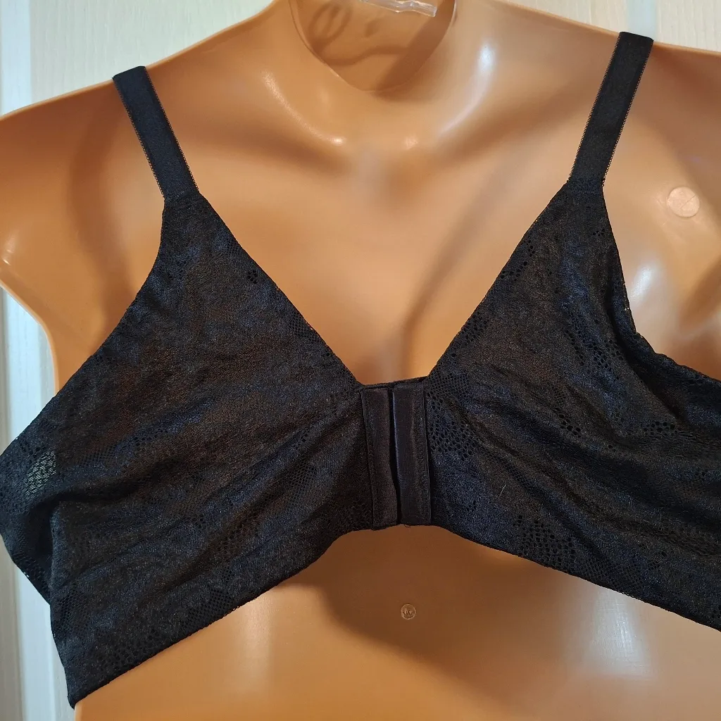 Torrid NWT 42 DD  Black Lace Bra - Image 10