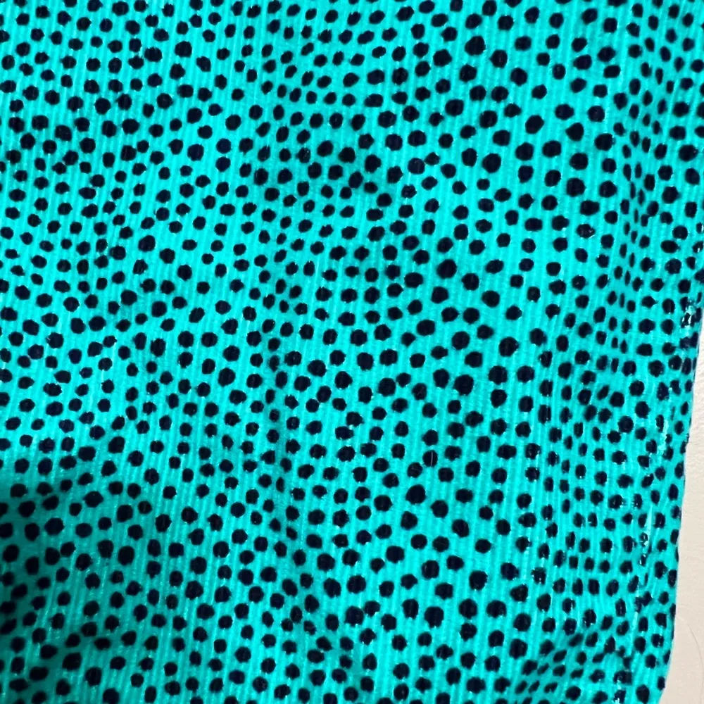 Vineyard Vines Green Polka Dot Corduroy Pants Like New | Size 0 - Image 6