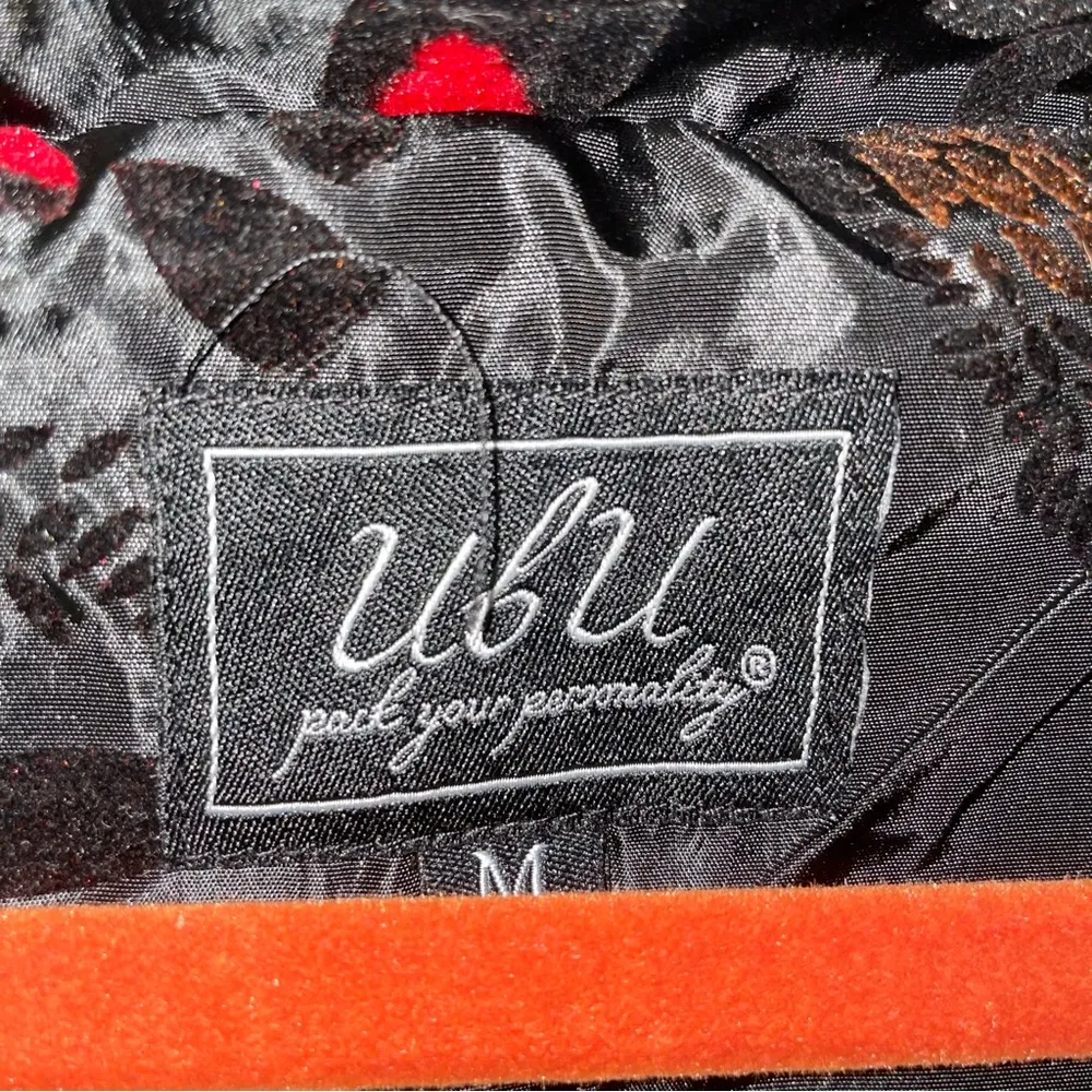 Ubu M Art to Wear Rain Coat Black Burnout Velvet Packable Jacket Size M - Image 5