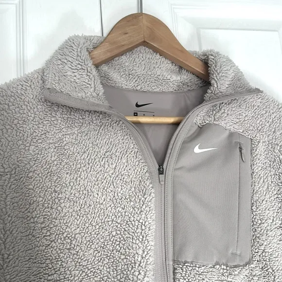 Nike Women’s Full Zip Sherpa‎ Training Jacket - Image 3