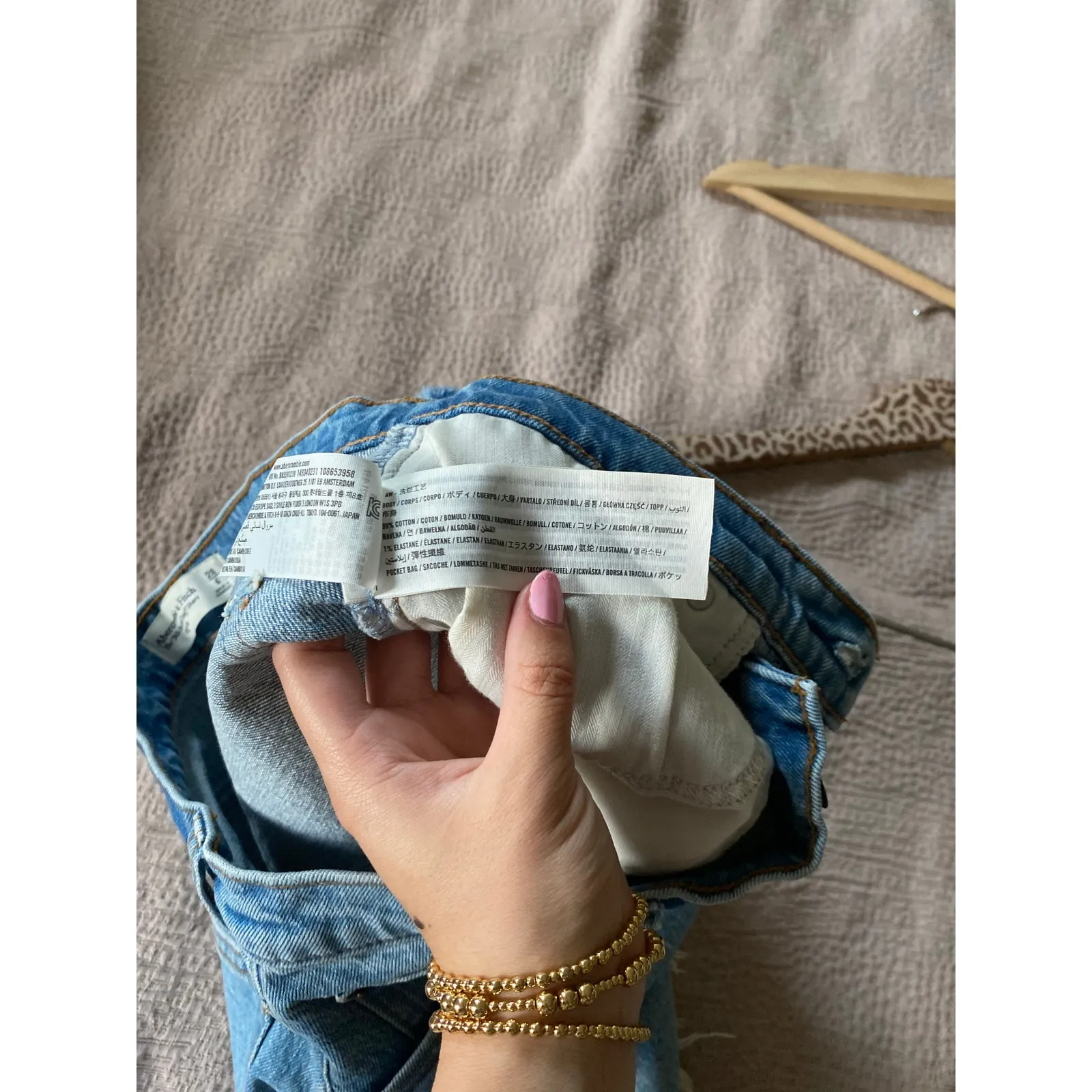 ABERCROMBIE & FITCH The 90's Relaxed Cutoff High Rise Shorts Size 28 / 6 - Image 6