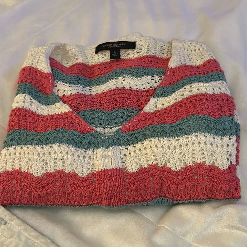 Marc New York V Neck Sweater, Size L. Pink,‎ cream and light green striped. - Image 6