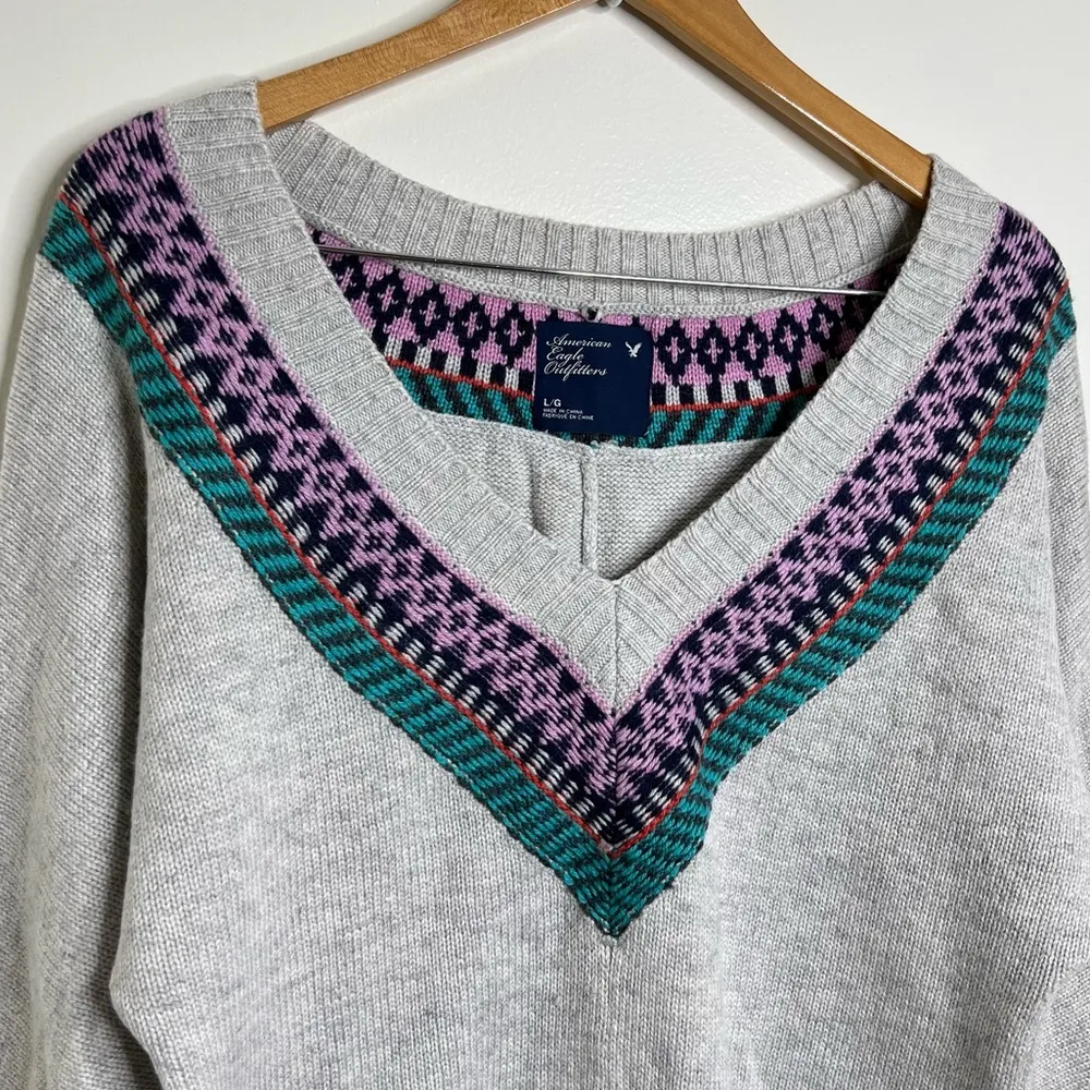 American Eagle Outfitters AEO Wool Blend Deep V Sweater Size Large Dolman Sleeve - Image 4