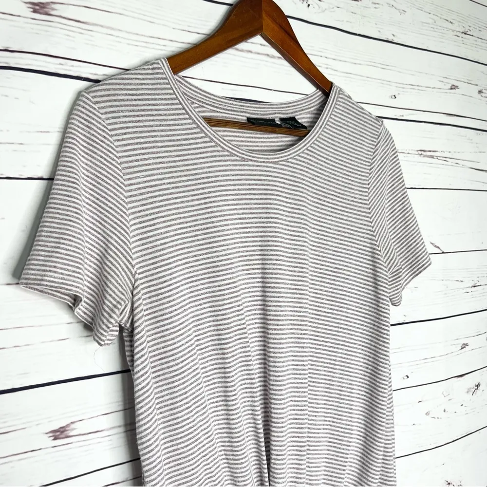 Rachel Zoe Mauve Pink & White Striped Twist Knot T-Shirt Top Size Medium - Image 6