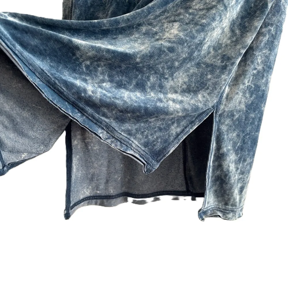 GreenTea Velour Tie Dye Short Sleeve T-Shirt Top Size L Athleisure Blue - Image 2