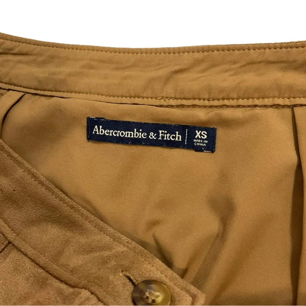 Abercrombie & Fitch Faux Suede Button Down Brown Skirt Size XS - Image 3