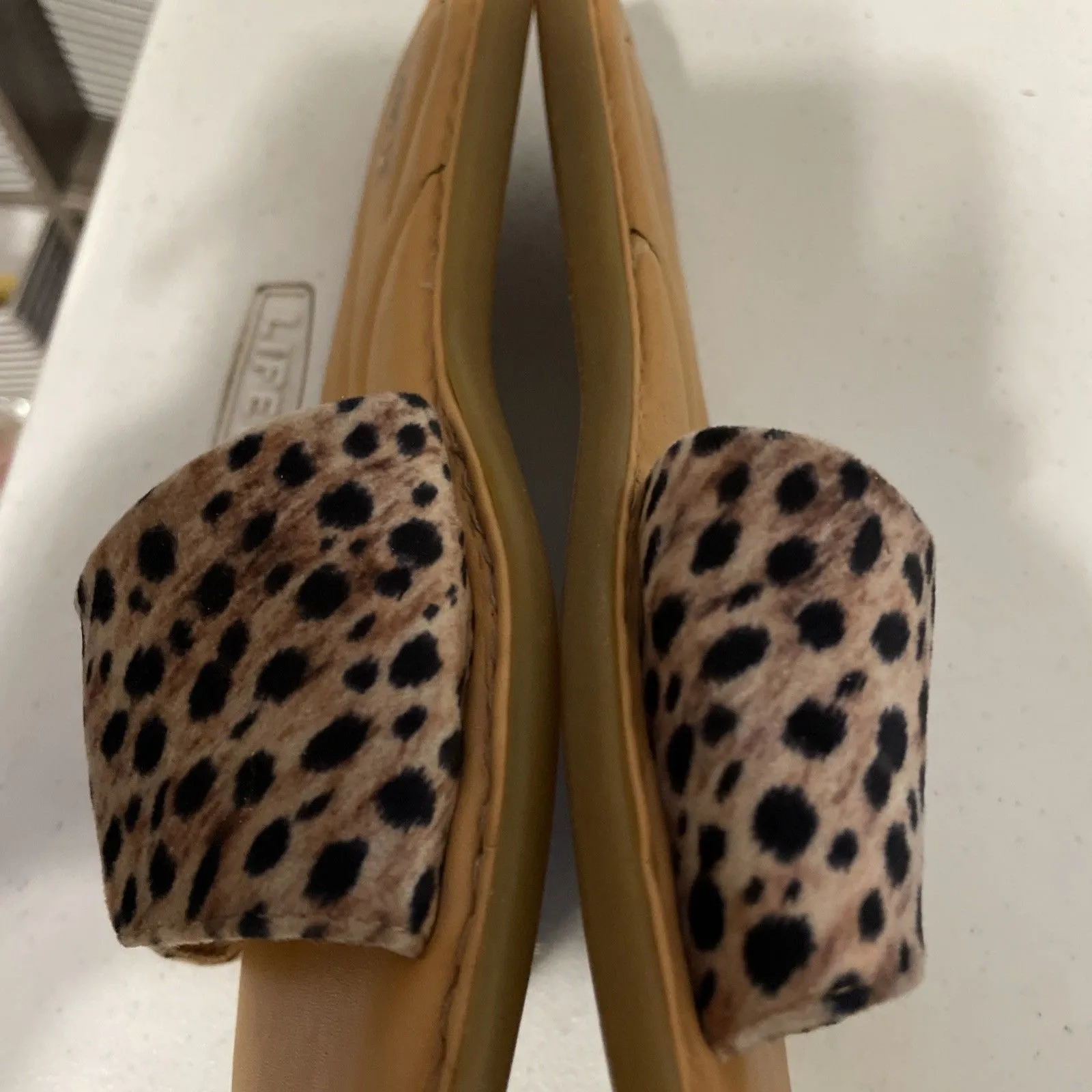 Born Slide Sandals Leopard Comfort Flat Sz 9M - Image 7