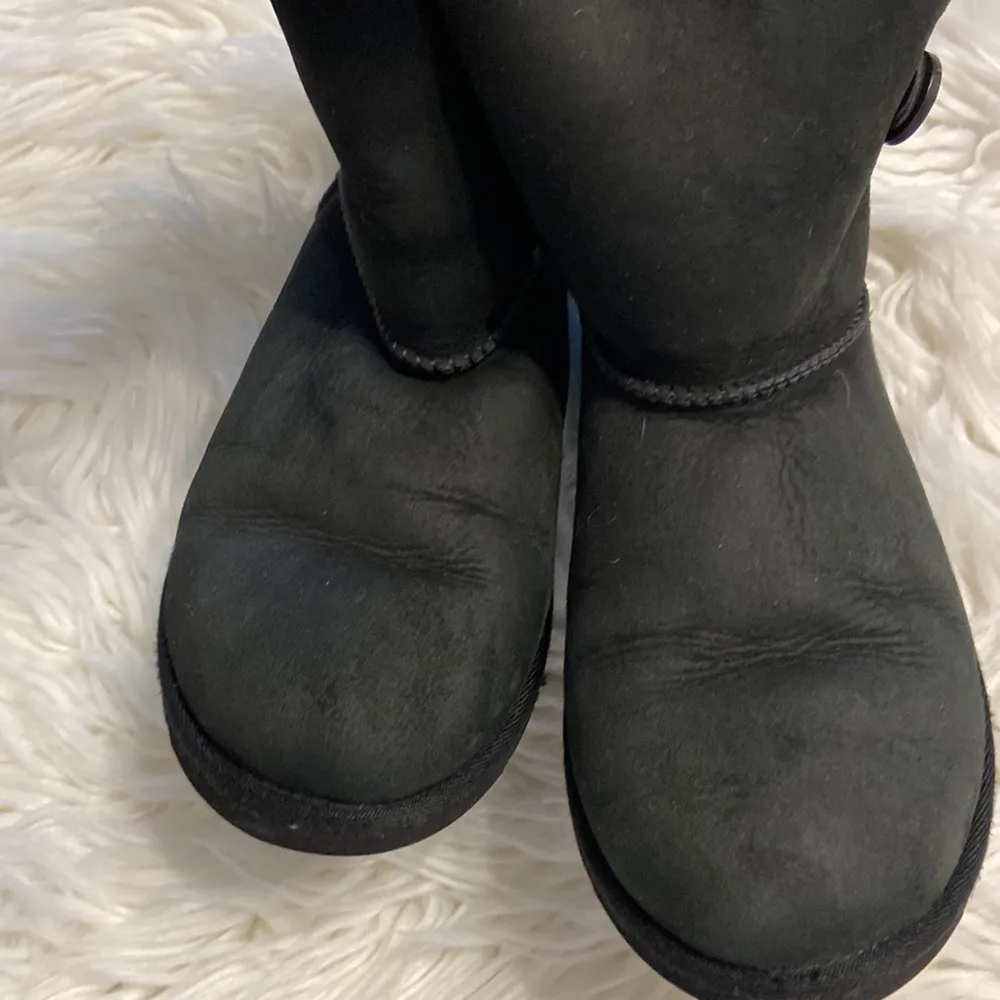UGG Baileys Short Boots size 5 very good condition no rips smell or stains - Image 8