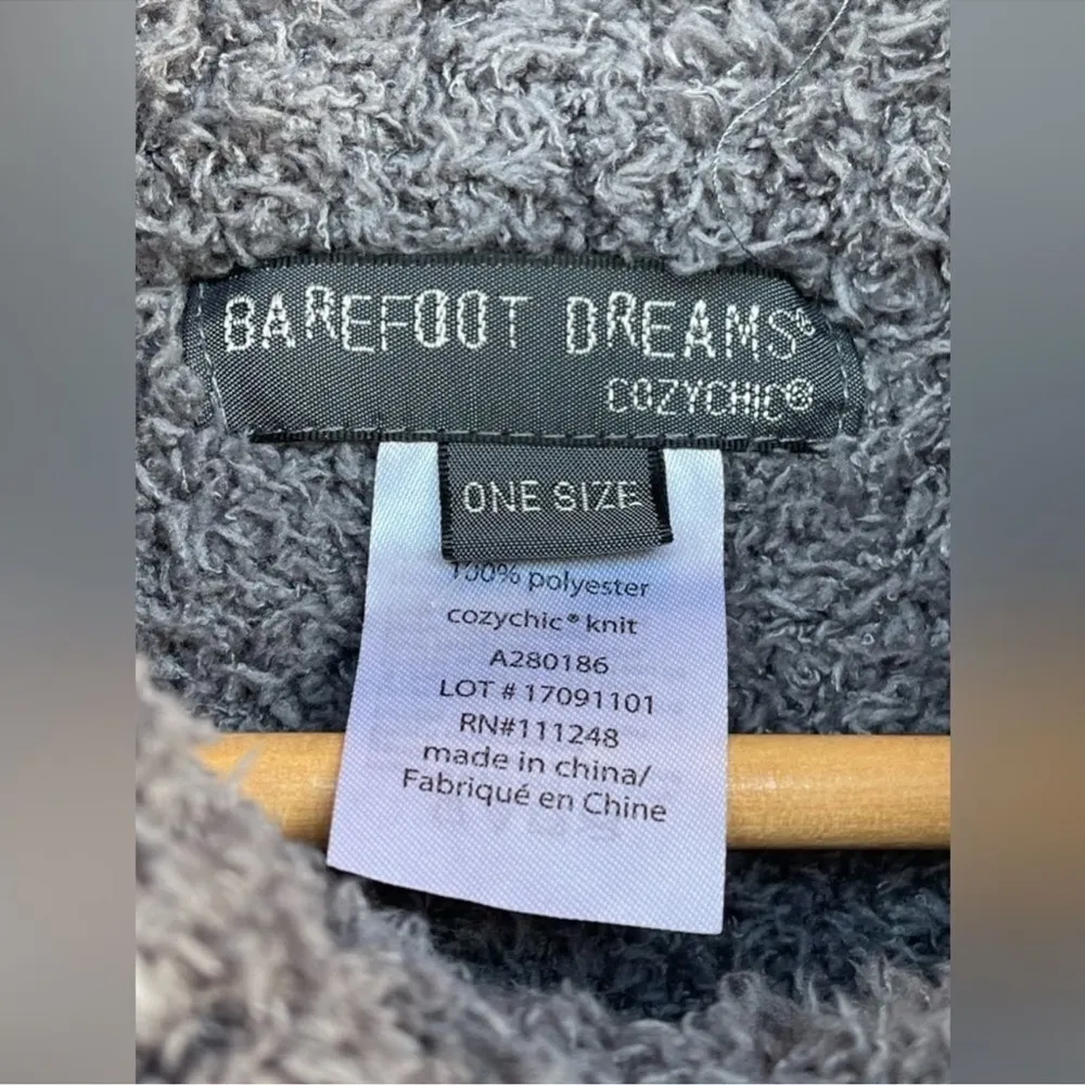 Barefoot Dreams One Size Cozy Chic Beach
Fringe Lounge Poncho In gray/tan XL - Image 3