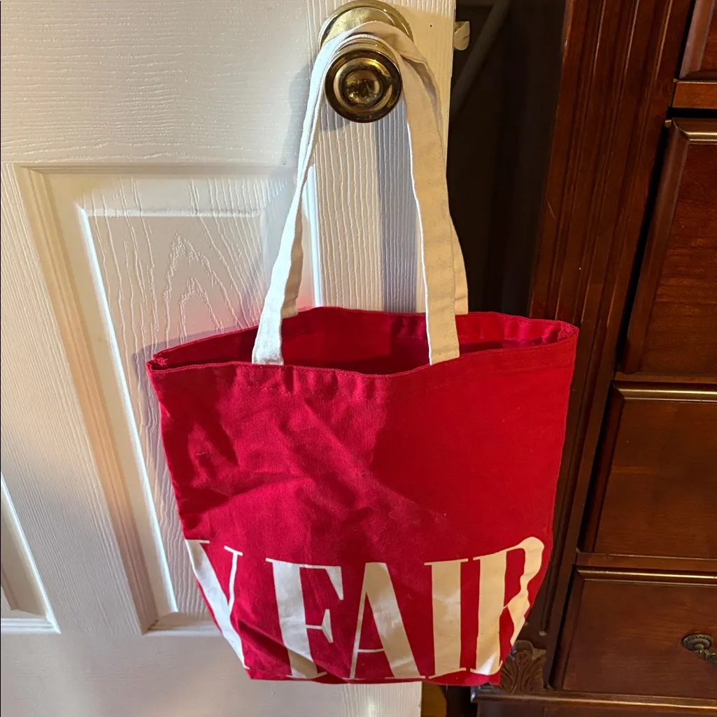 Vanity Fair Bold Red and Cream Tote - Image 7