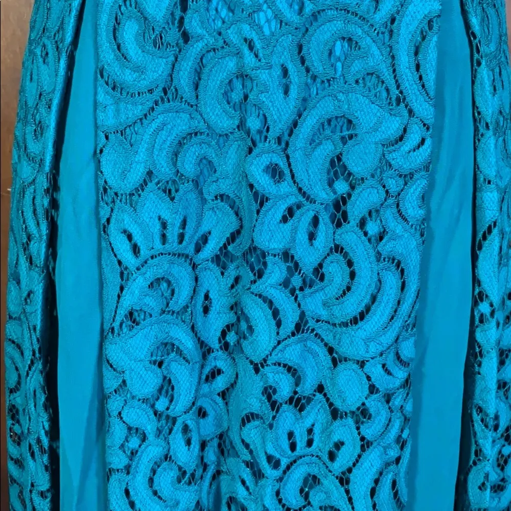 AQUA Lace Deep V Halter Gown NWT - Image 87