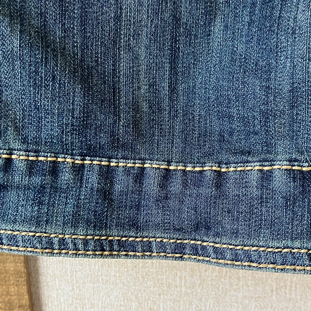 Hot Kiss junior Denim with Red Logo  vest medium - Image 12