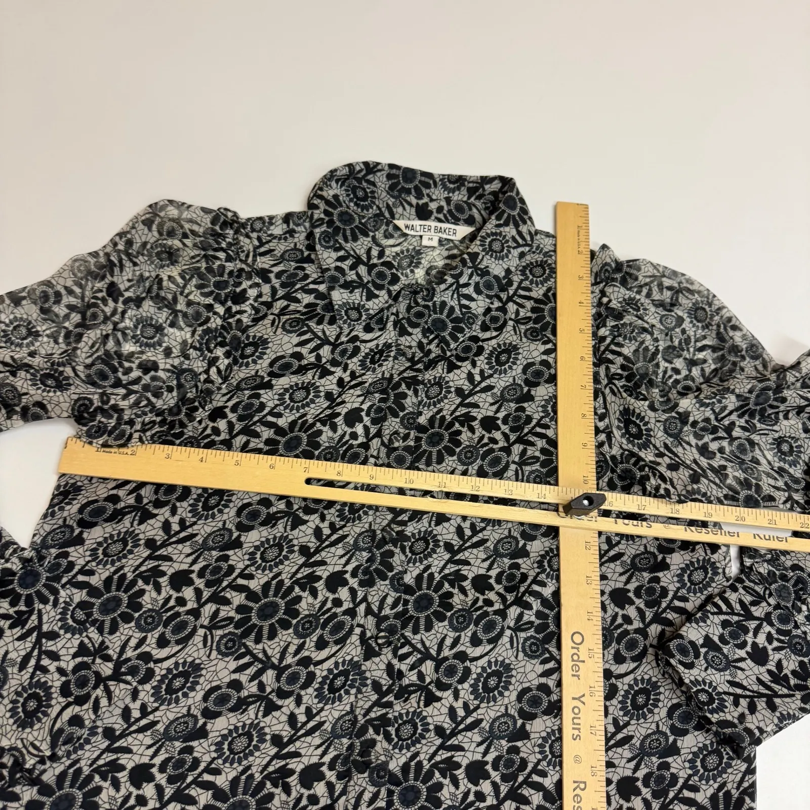 Walter Baker Shirt Womens Medium Black Floral Button Up Jeny Ruffle Georgette - Image 8