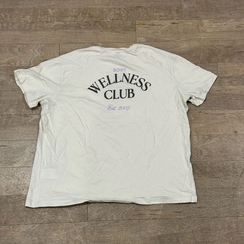 iBody Cotton On Wellness Club Off White Graphic T Shirt Size M - Image 2