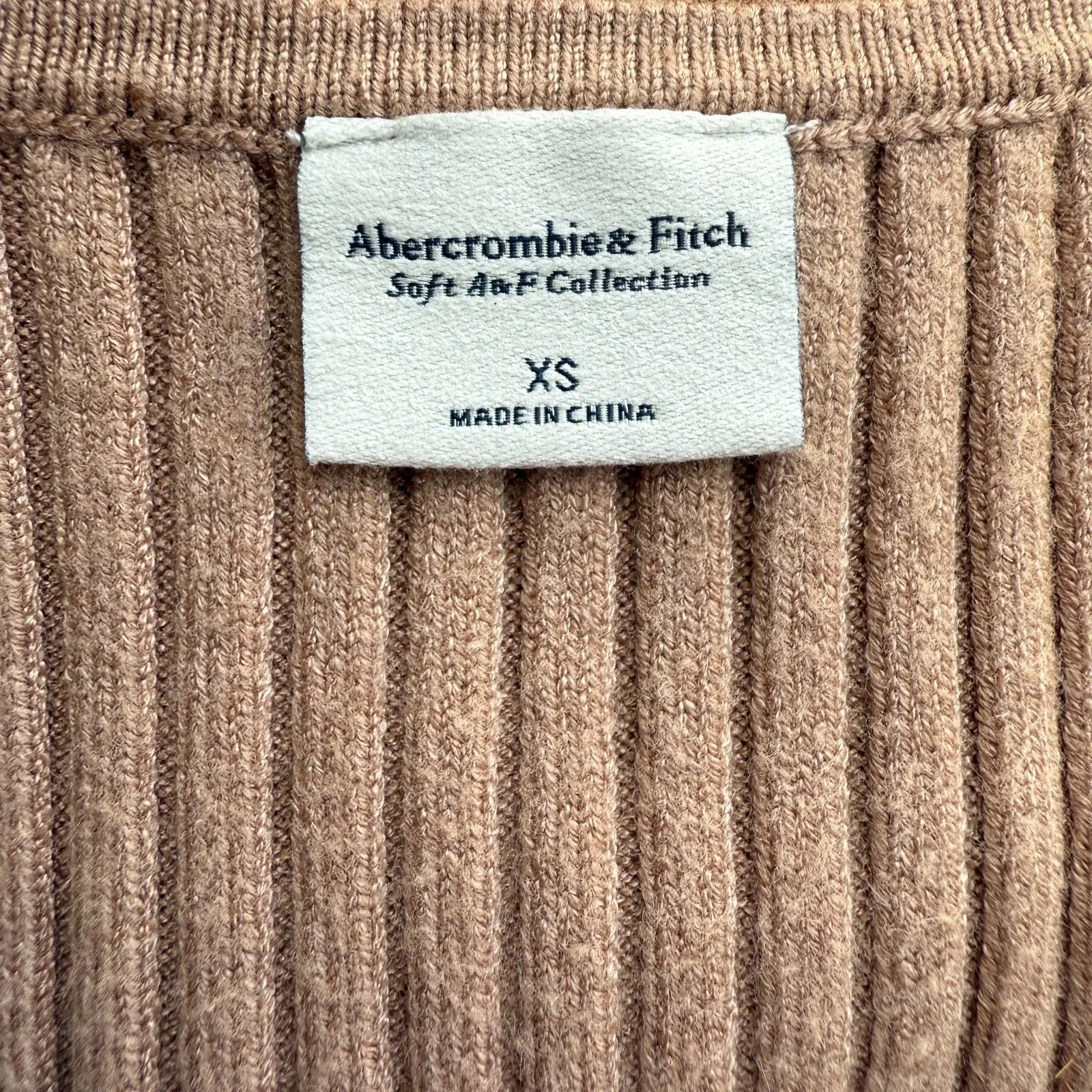 Abercrombie Wrap Sweater Top Size XS - Image 7