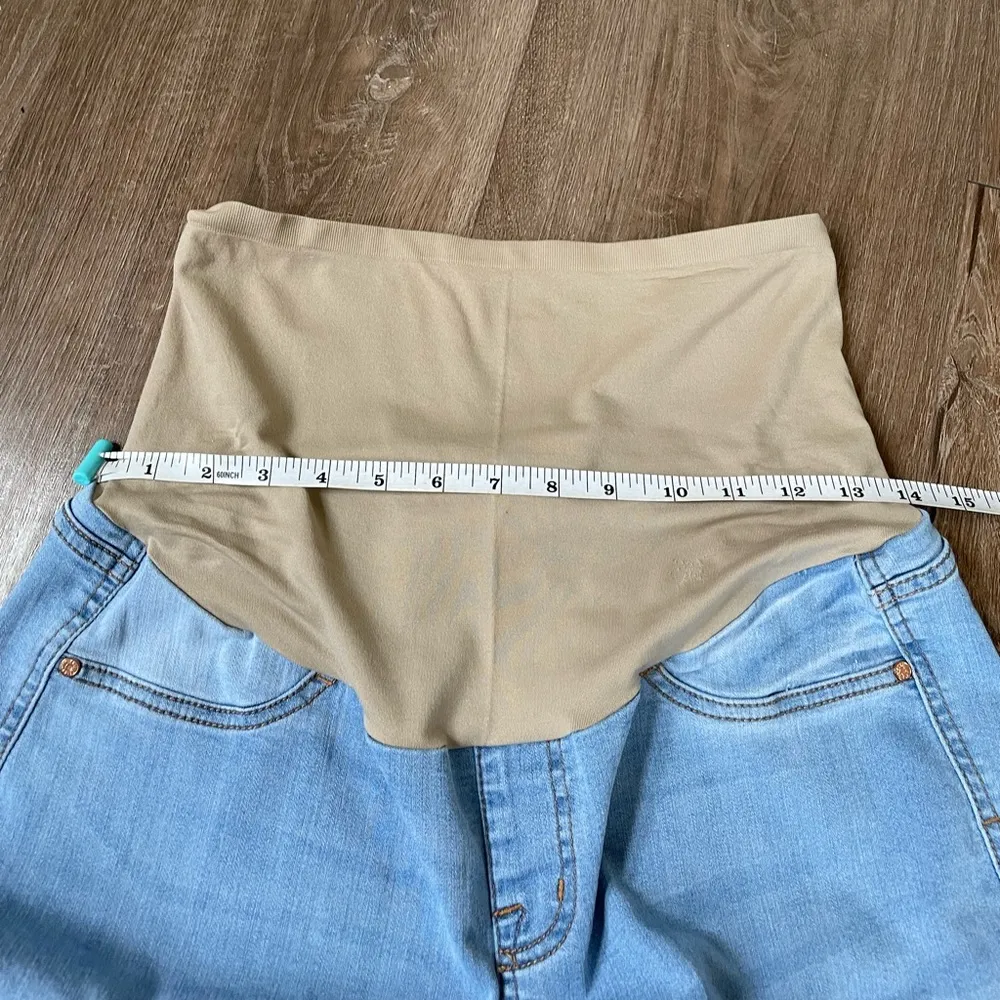 Celebrity Pink Maternity light wash skinny jeans comfort stretch women’s size L - Image 12