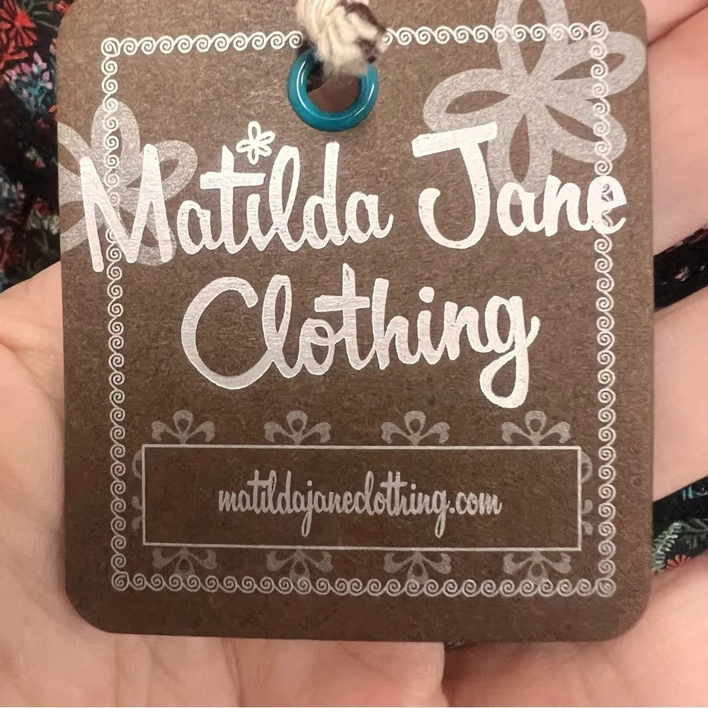 NWT  Choose Your Own Path Carol Top Size Medium - Image 6