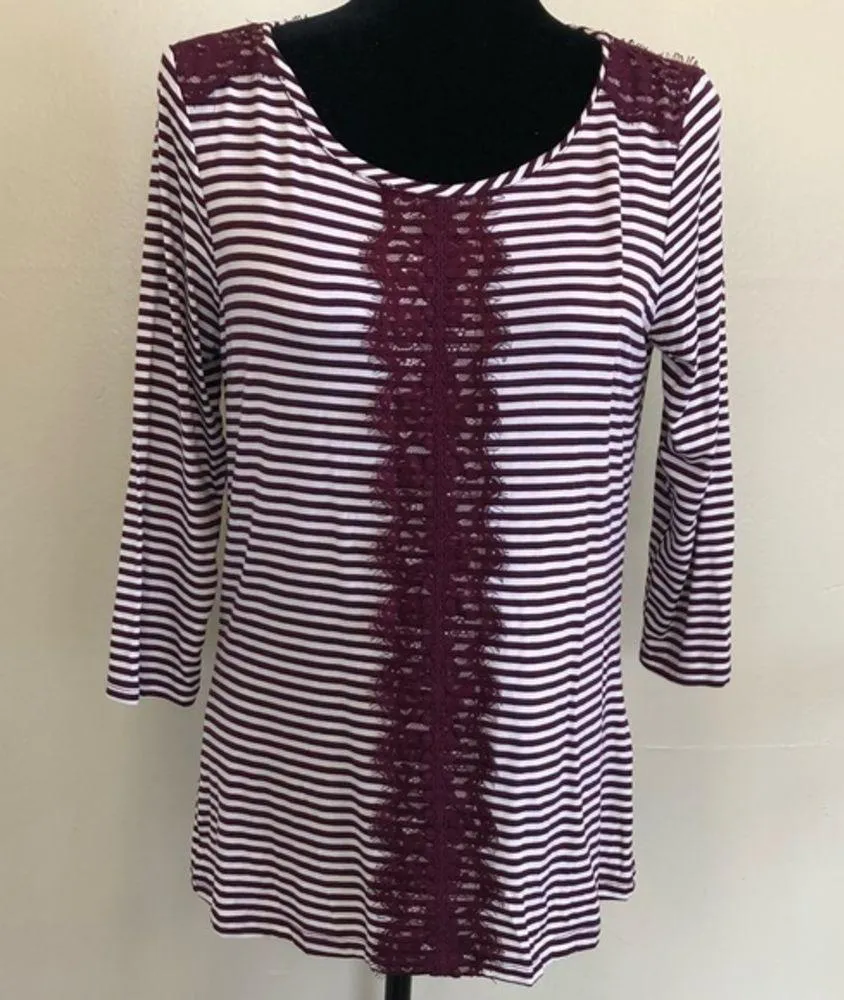 New Women’s Maison Jules Lace-Trim Tee Savory Wine - Image 3