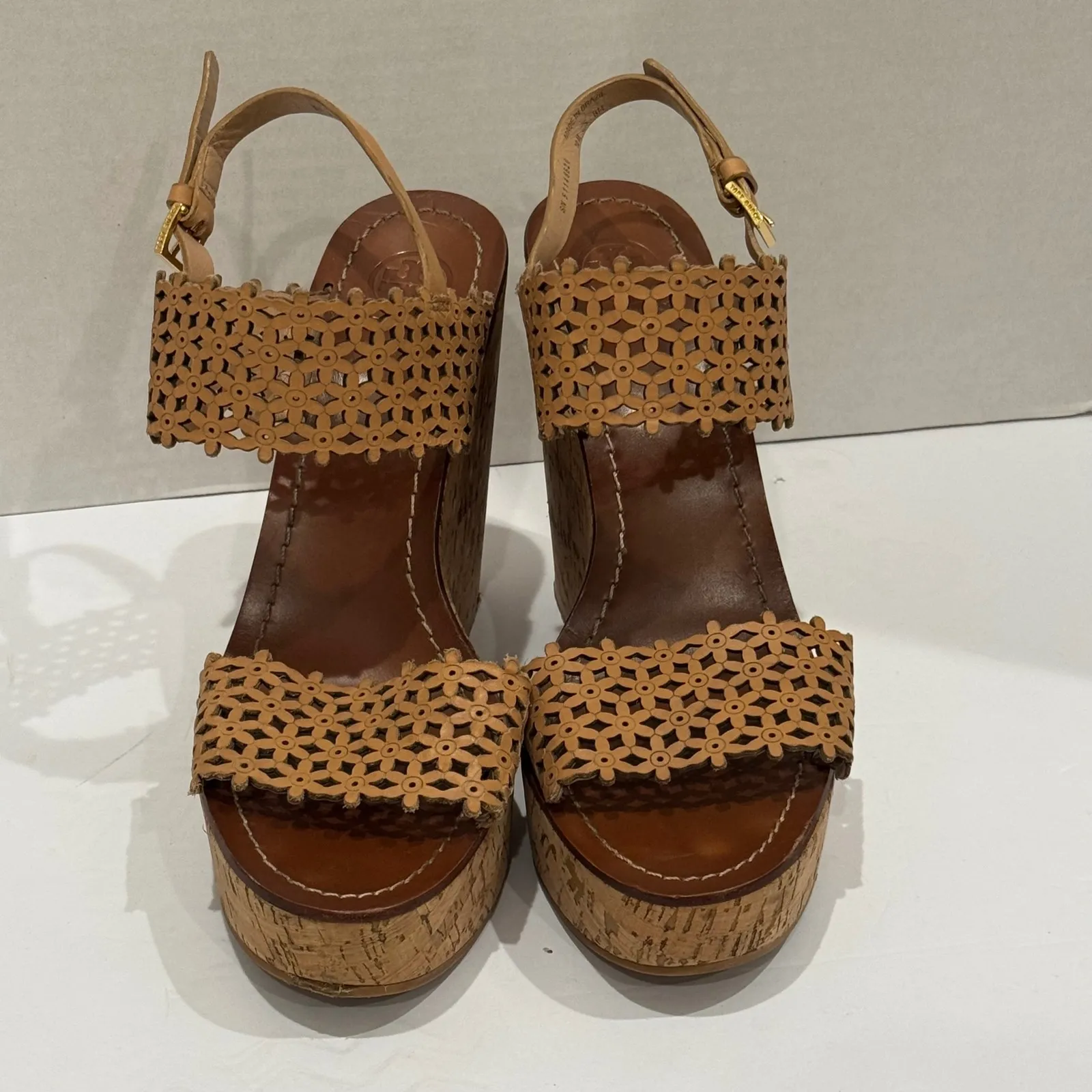 Tory Burch Daisy Cork Wedge Heel Sandals Laser Cut Leather Tan Women's Size 10 M - Image 9