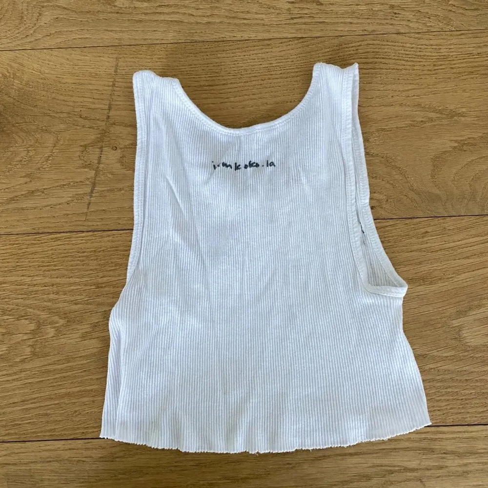 IAMKOKO LA Cropped Tank Top with Melrose Graphic in White - Image 2