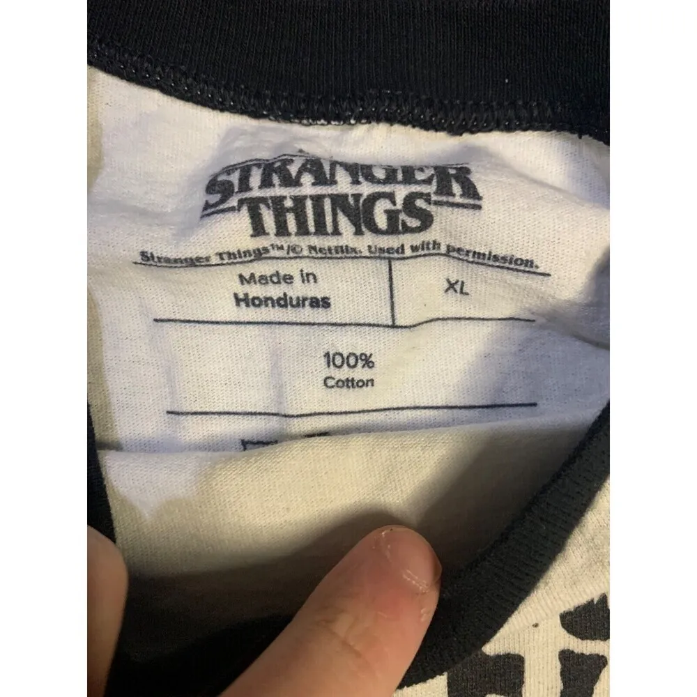 Netflix Stranger Things‎ Hellfire Club T-Shirt SZ XL - Image 2
