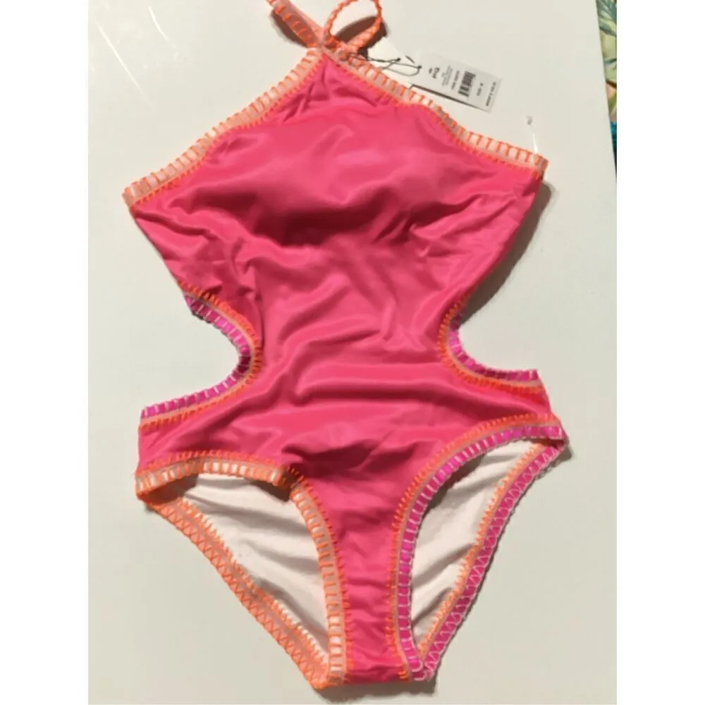 New. Platinum pink crochet trim one piece. Medium. Retails $168 - Image 7