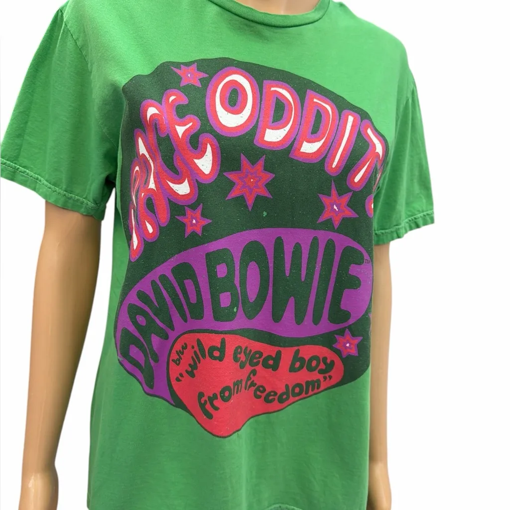 David Bowie Space Oddity Wild Eyed Boy From Freedom Graphic Tee Medium Green - Image 7